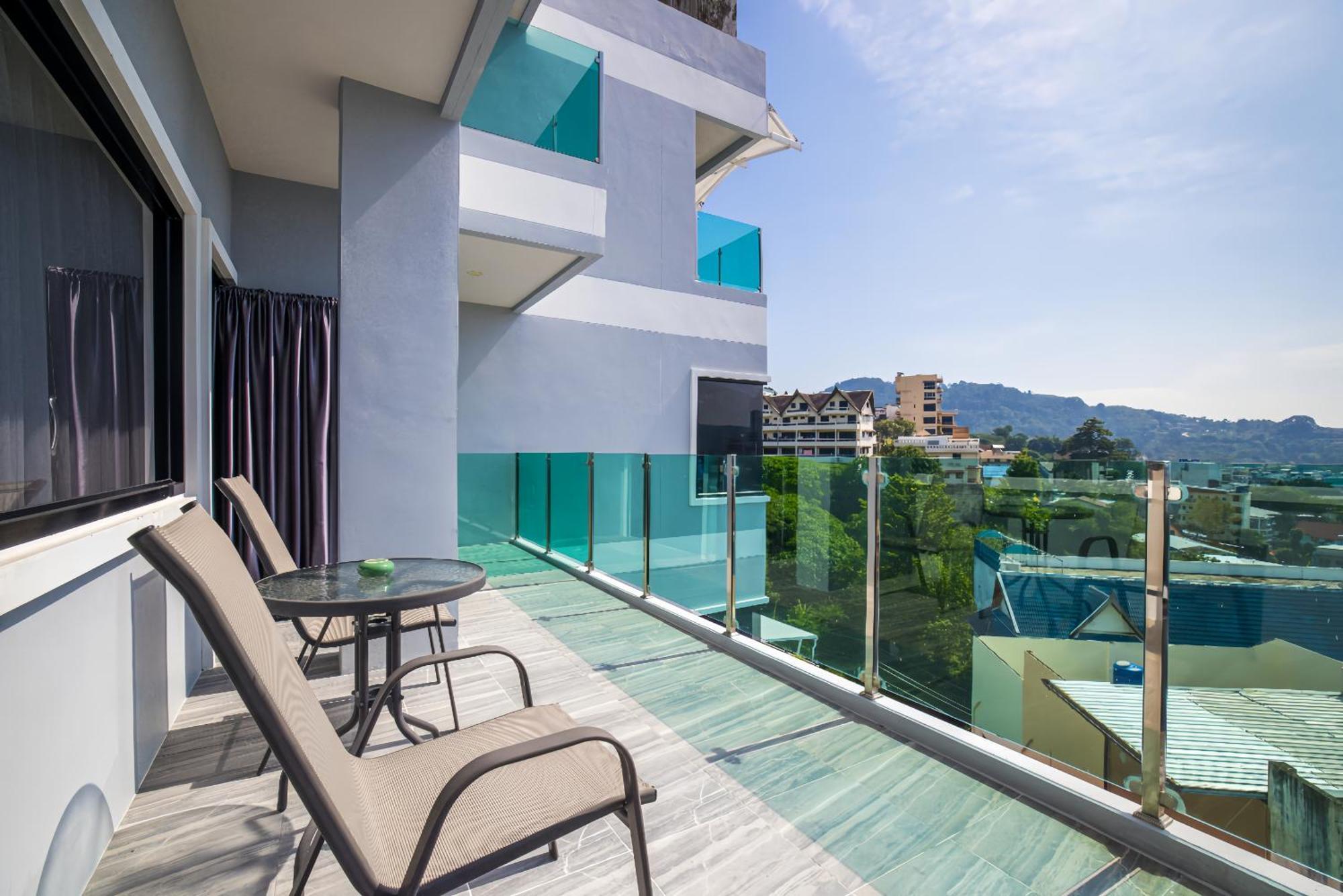 Kana Triple L Hotel Phuket普吉岛卡娜3L酒店 Patong Exterior foto